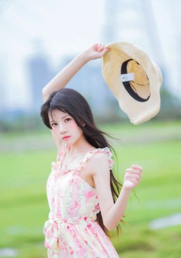 他掀开裙子舌头伸进去在线观看