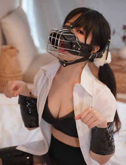 裙子底下有野兽