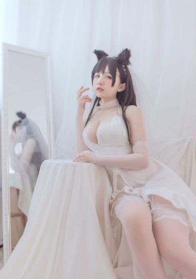 《后宫露营》