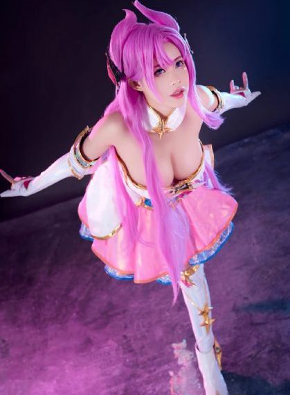 丰满的岳乱妇s级
