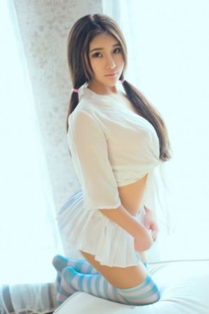 一边亲一边面膜的视频