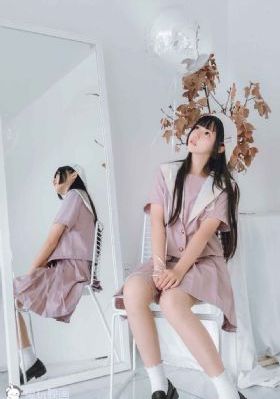 吊带袜天使动漫