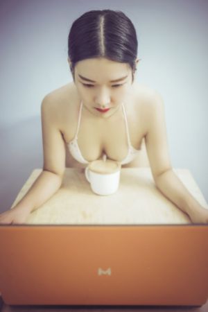 八哥网站