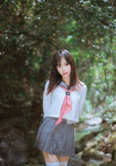 无法忍受的阿姨