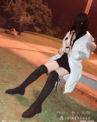 那个性感的邻居
