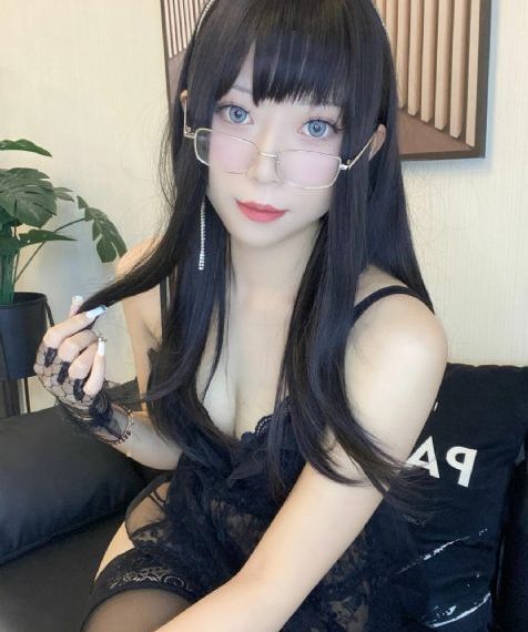赤字温泉:北欧救世主